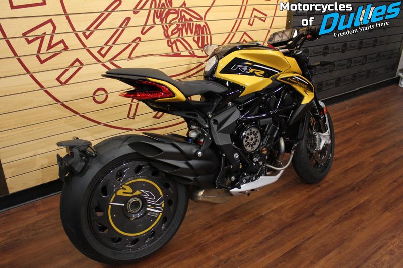 2023 MV Agusta Dragster RR SCS Image 8