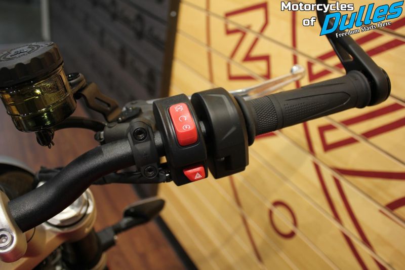 New 2025 Triumph Speed Twin 1200 Image 14