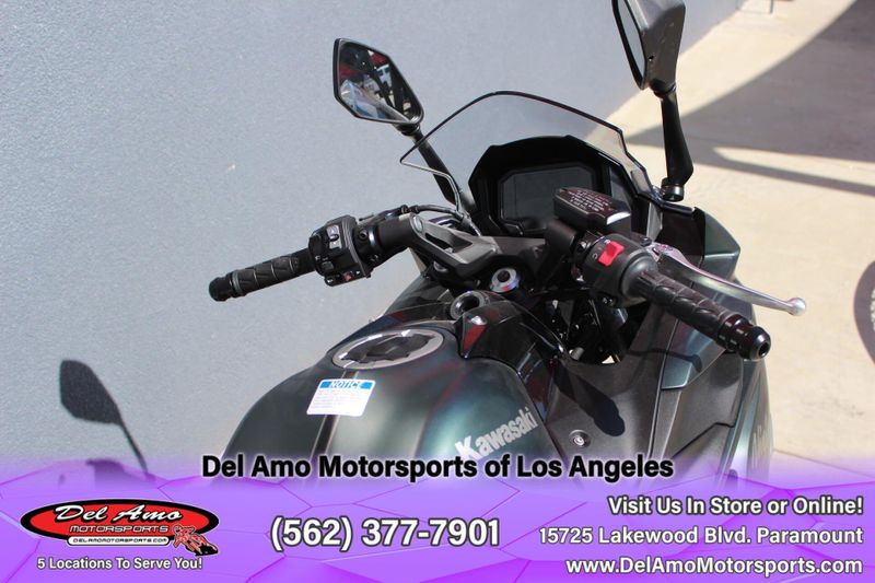 2025 Kawasaki NINJA 650 ABS Image 2