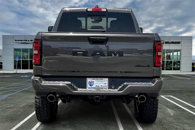 2025 RAM 1500 Tradesman Crew Cab 4x4 5
