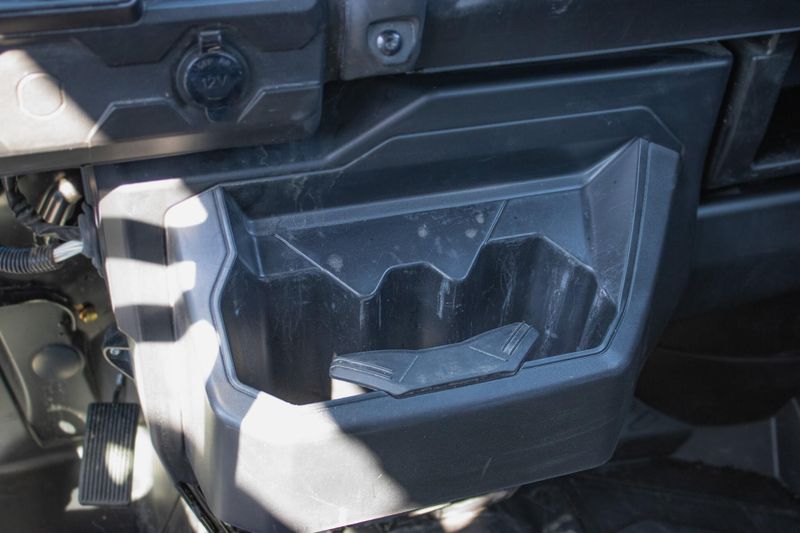 USED 2024 CAN-AM DEFENDER MAX LIMITED HD10 Image 22