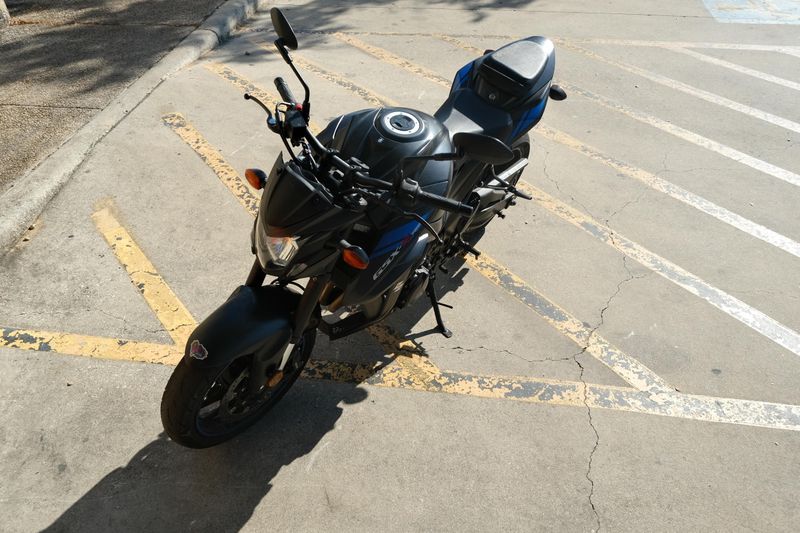USED 2019 SUZUKI GSXS750ZL9 Image 6