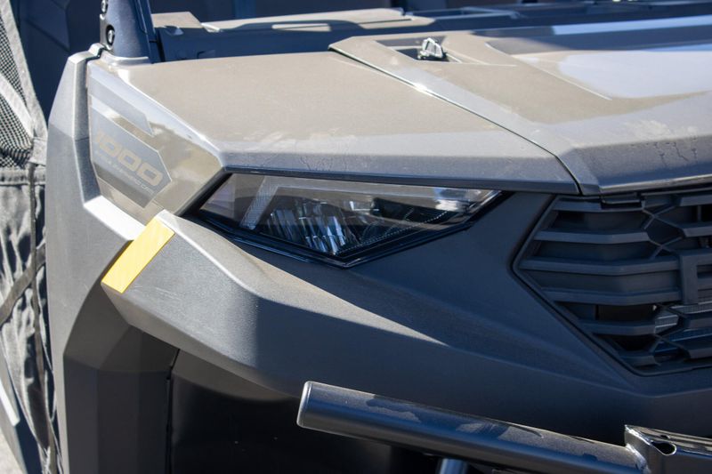 NEW 2026 POLARIS RANGER CREW 1000 PREMIUM Image 10