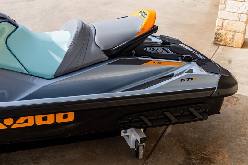 2024 SEADOO PWC GTI SE 170 GY IBR 24  in a SILVER-MINT exterior color. Family PowerSports (877) 886-1997 familypowersports.com 