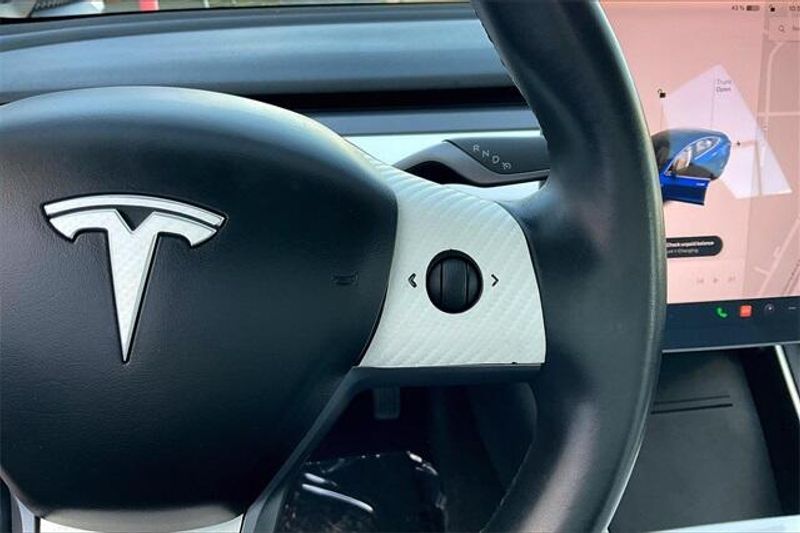 2018 Tesla Model 3 Long RangeImage 19