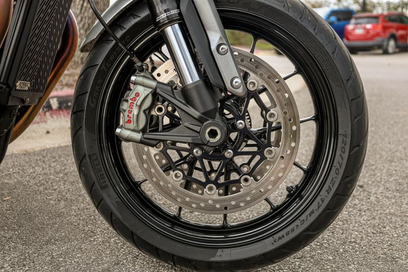 USED 2023 TRIUMPH SPEED TWIN1200 Image 13