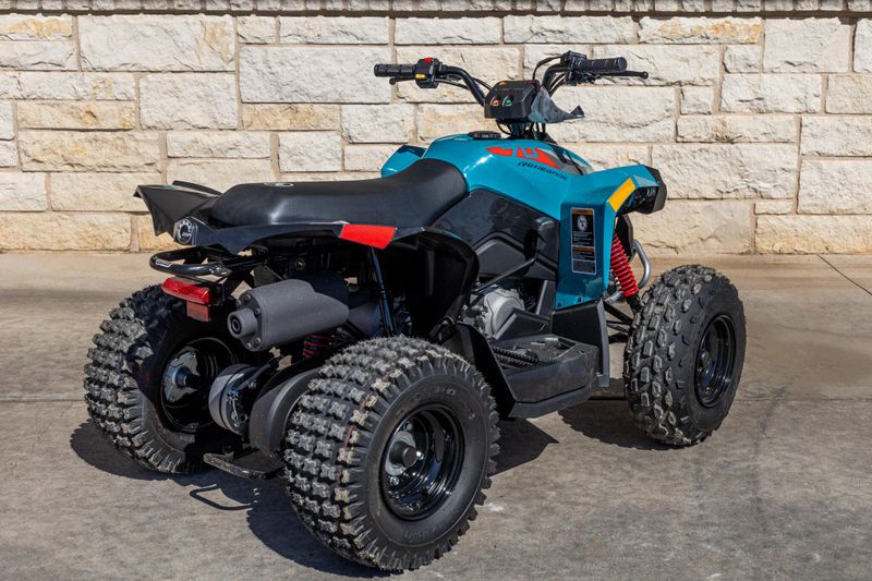 New 2025 Can-Am RENEGADE 70 EFI ICEBERG BLUE AND BLACK Image 11