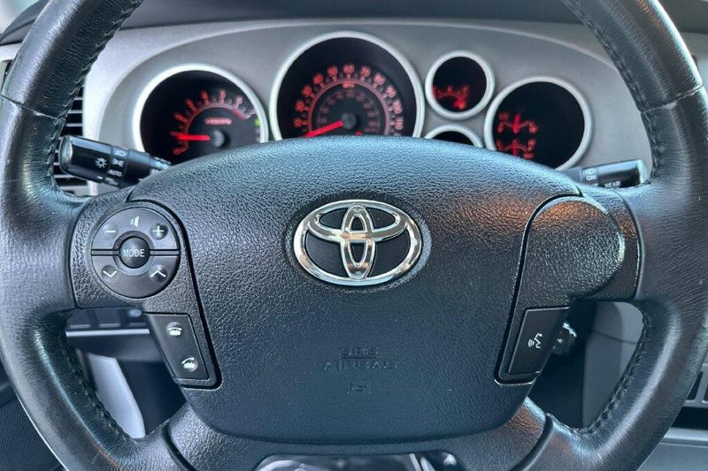 Used 2013 Toyota Sequoia SR5Image 20