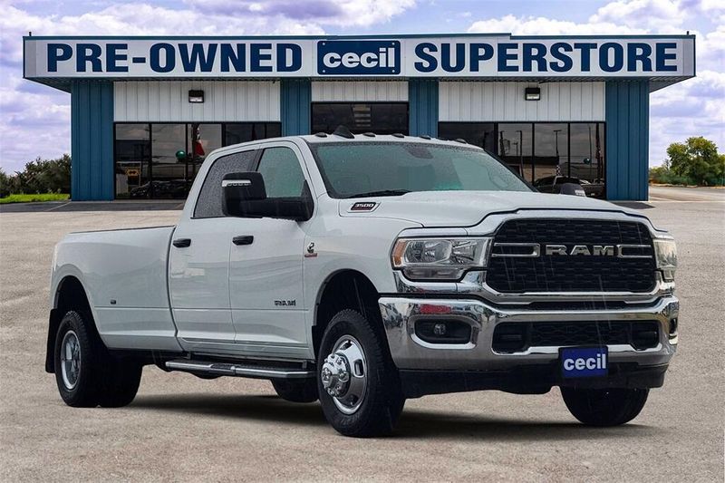 2024 Ram 3500 Big Horn photo 2