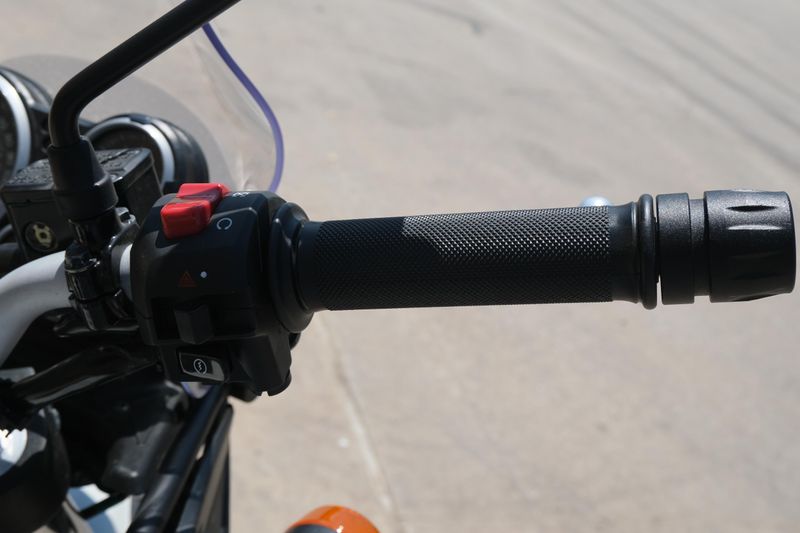 USED 2021 ROYAL ENFIELD HIMALAYAN Image 23