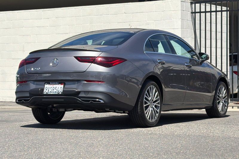 Used 2026 Mercedes-Benz CLA 250Image 4
