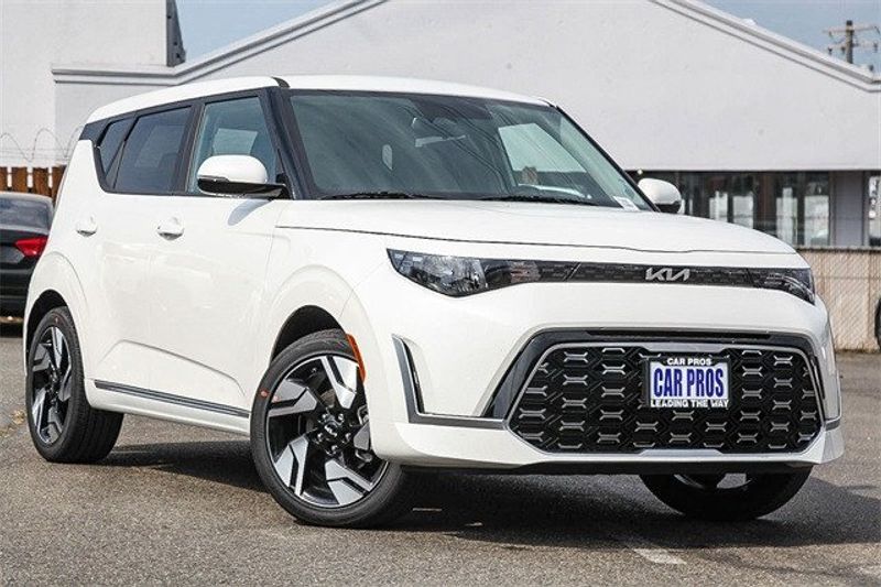 2025 Kia Soul GT-LineImage 2