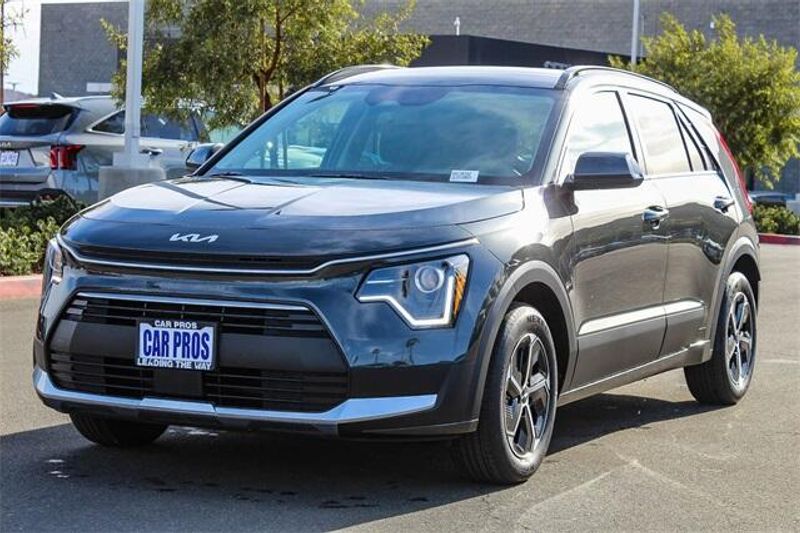New 2025 Kia Niro EXImage 12