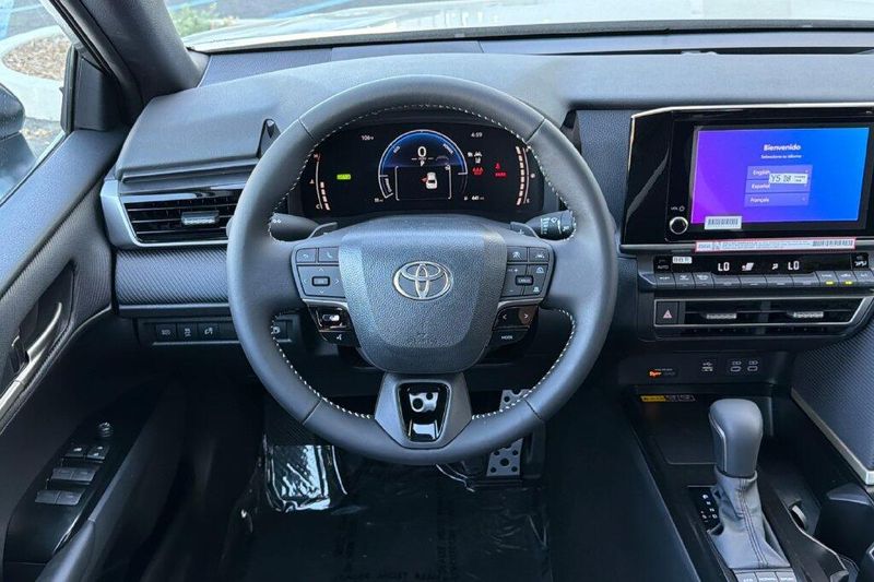New 2026 Toyota Camry SEImage 15