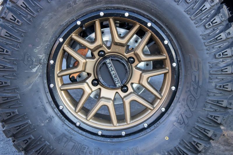 NEW 2026 CAN-AM DEFENDER MAX XT HD11 WITH 1025 INCH TOUCHSCREEN Image 11