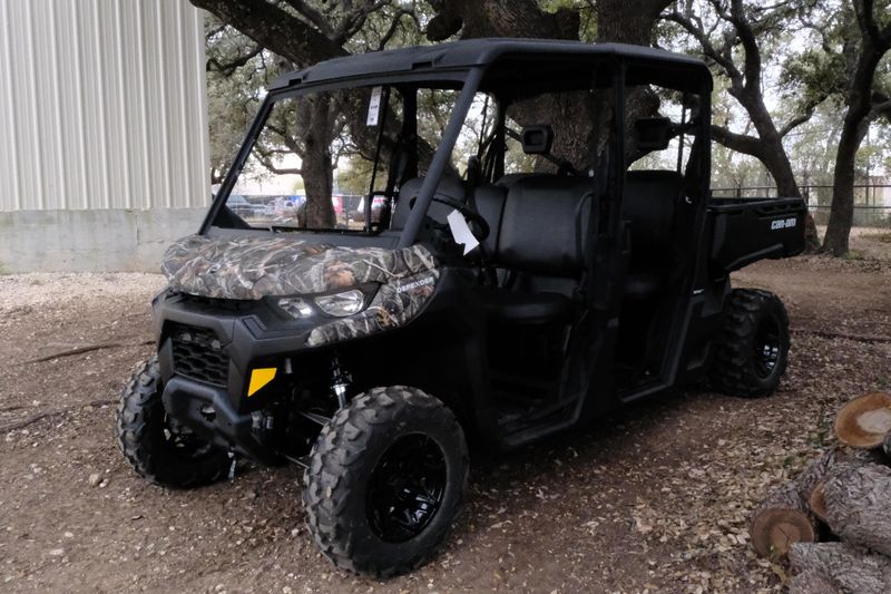 2025 Can-Am DEFENDER MAX DPS HD7 WILDLAND CAMOImage 28