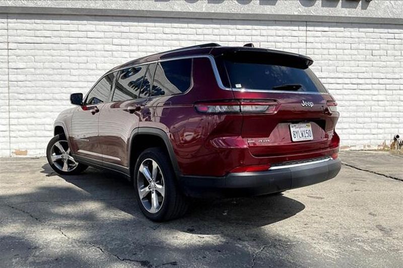 2021 Jeep Grand Cherokee Limited photo 4