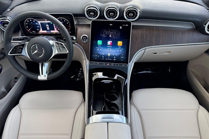 New 2026 Mercedes-Benz GLC-Class GLCGLC 300Image 11