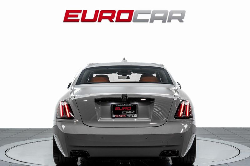 Used 2025 Rolls-Royce Ghost *BESPOKE INTERIOR * DUALITY TWILL SEATS*Image 5