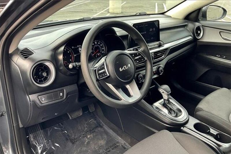 2023 Kia Forte LXSImage 14