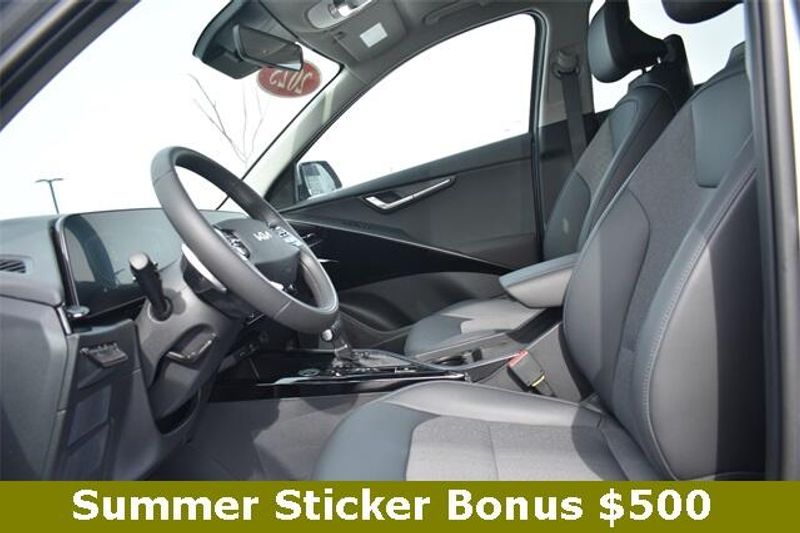 2025 Kia Niro EX TouringImage 21