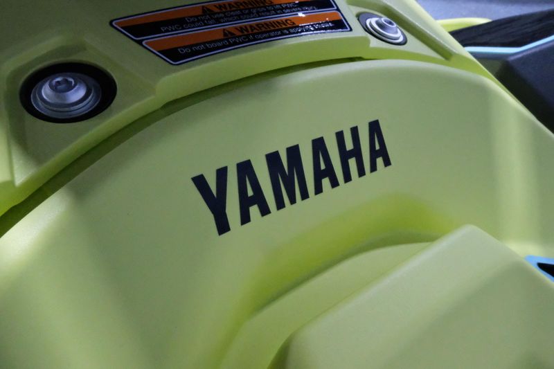 2025 Yamaha JETBLASTER PRO 3UP LUNAR YELLOW AND MINT Image 6