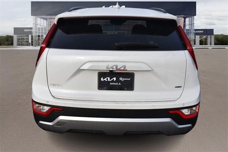 New 2025 Kia Niro EXImage 4