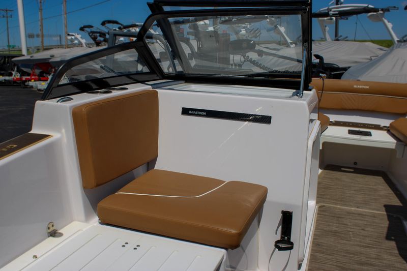 2019 GLASTRON 205 GTD Image 40