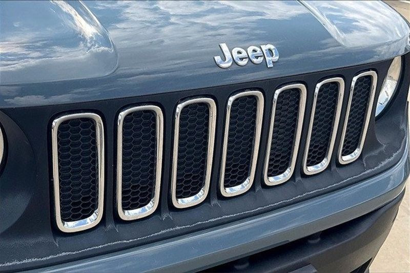 2018 Jeep Renegade LatitudeImage 31