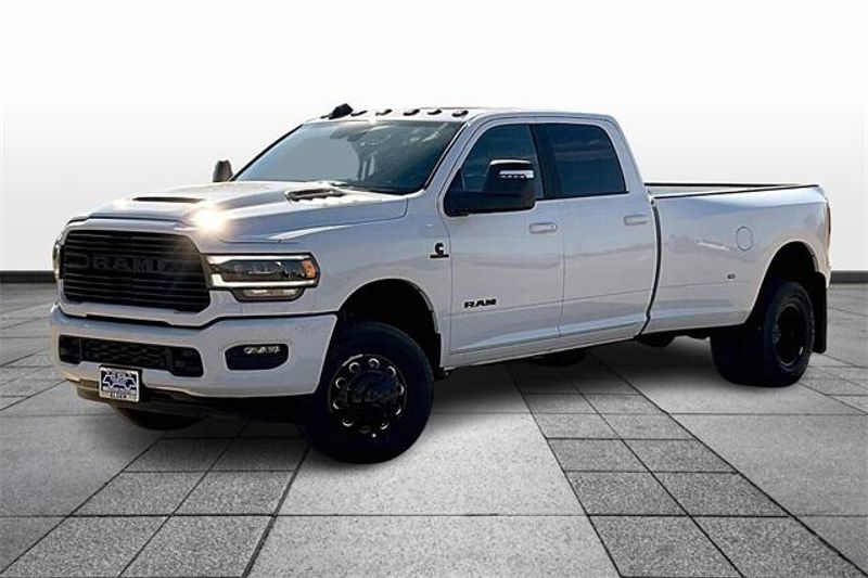 2024 RAM 3500 Laramie Crew Cab 4x4 8