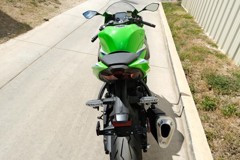 NEW 2026 KAWASAKI NINJA ZX6R ABS Image 4