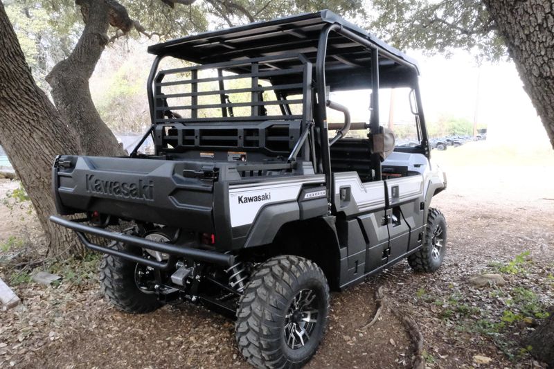 2025 Kawasaki MULE PROFXT 1000 PLATINUM RANCH EDITION METALLIC STARDUST WHITEImage 15