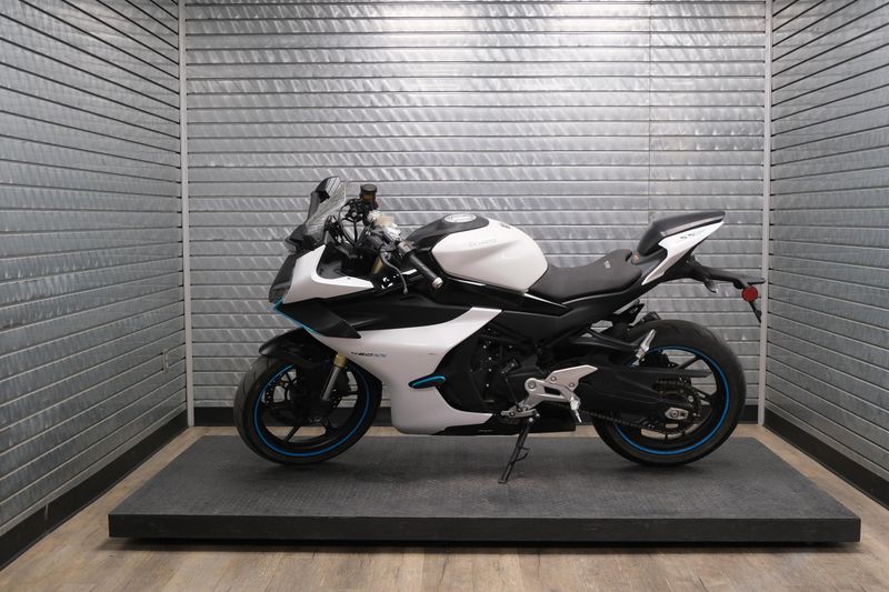 USED 2024 CFMOTO 450SS Image 6