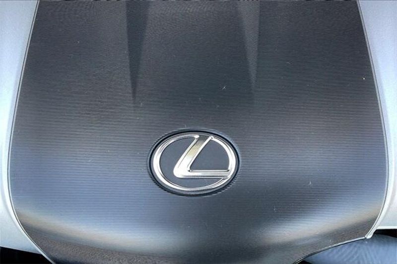 2021 Lexus IS 350 F SPORTImage 32