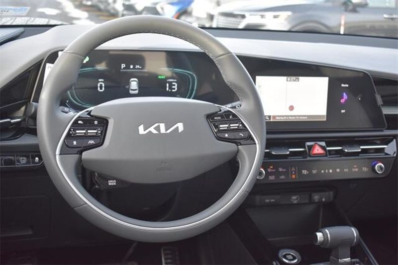 2025 Kia Niro EX TouringImage 19