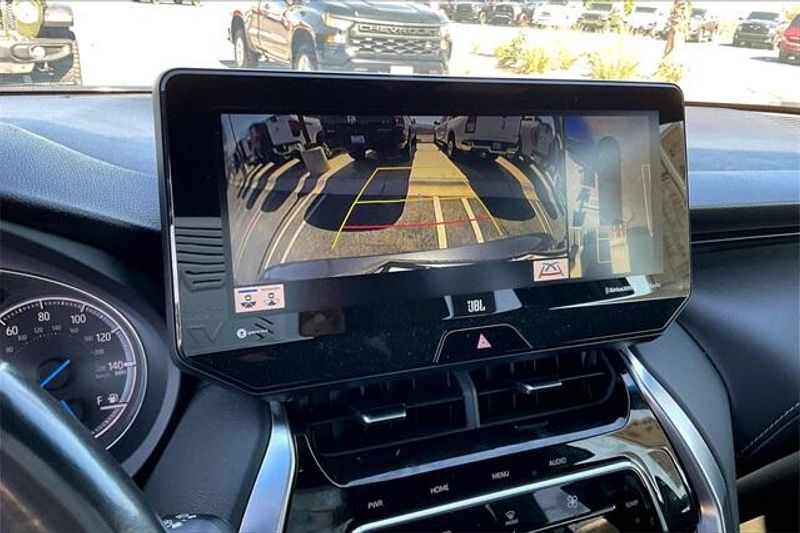 Used 2022 Toyota Venza LimitedImage 21