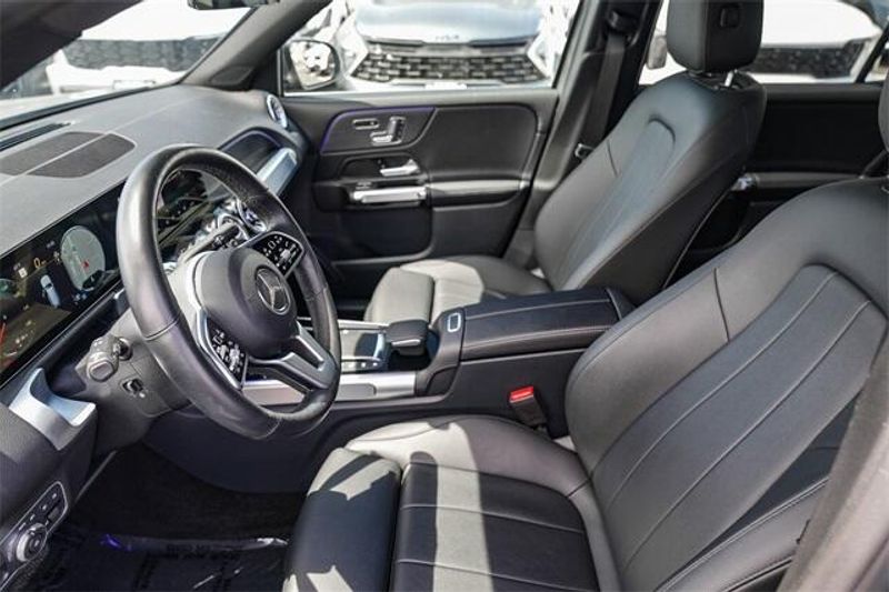 2023 Mercedes-Benz GLB 250Image 18