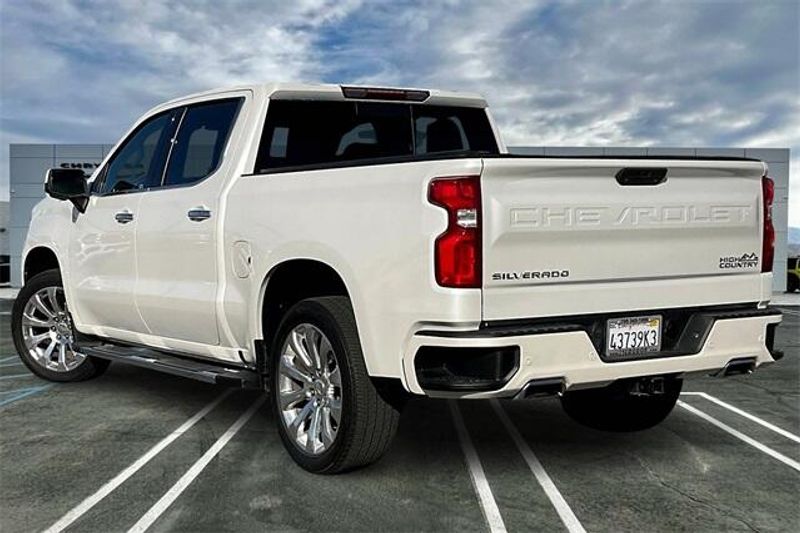 2022 Chevrolet Silverado 1500 LTD High CountryImage 10