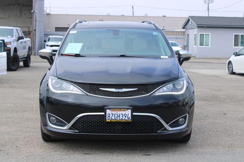 2020 Chrysler Pacifica LimitedImage 2