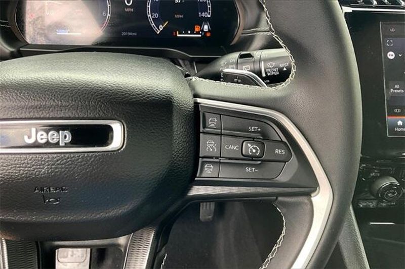 2023 Jeep Grand Cherokee LaredoImage 19