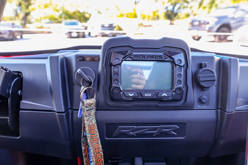 NEW 2026 POLARIS RZR 200 EFI Image 12