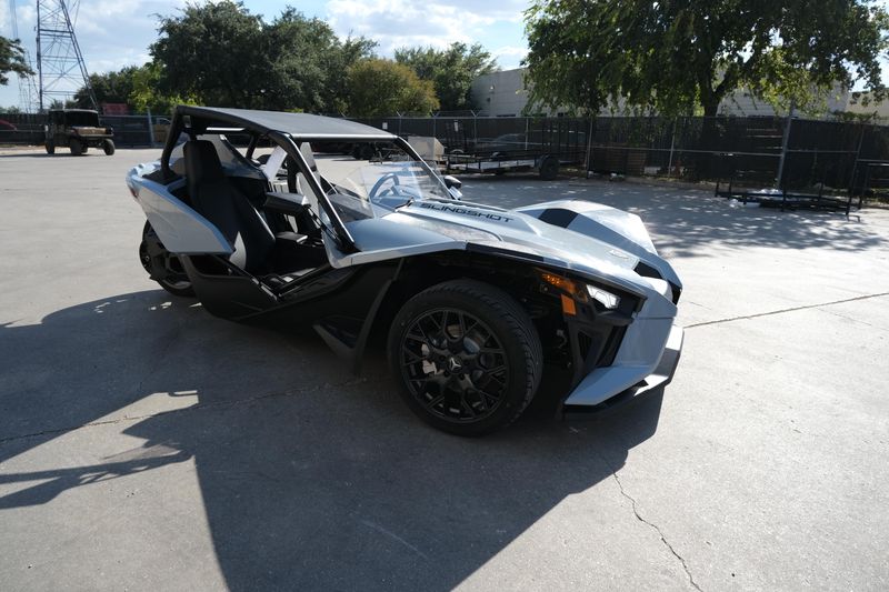 2024 Polaris SLINGSHOT SL AUTODRIVEImage 7