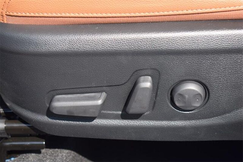 New 2025 Kia Soul EXImage 1