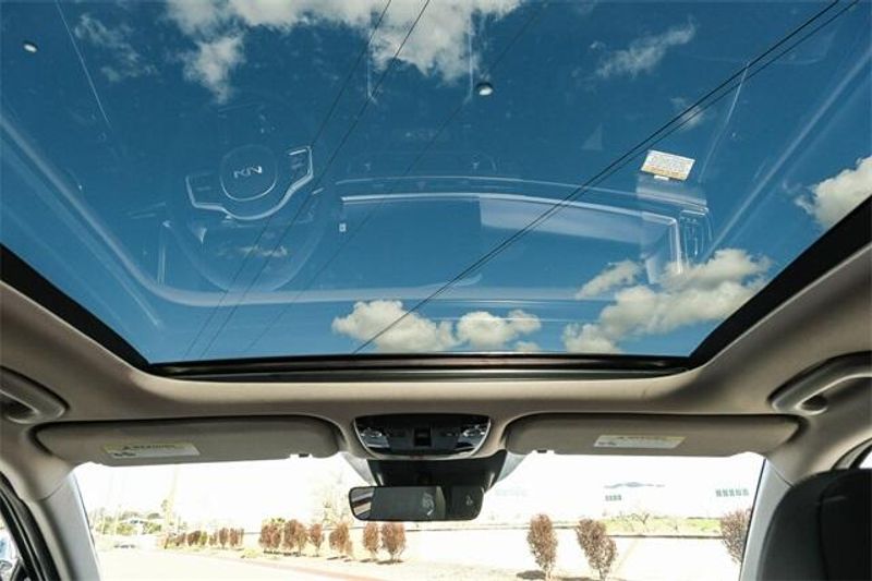 2025 Kia Sorento SImage 35