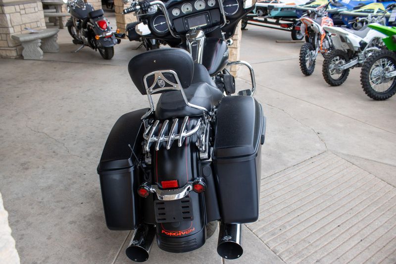 USED 2016 HARLEY STREET GLIDE SPECIAL Image 7