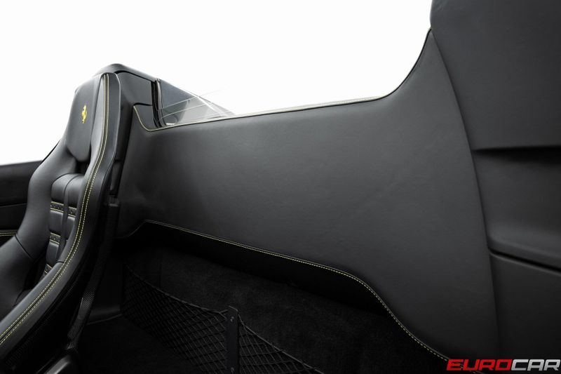 2022 Ferrari F8 Spider *HUGE CARBON OPTIONS * PASSENGER DISPLAY*Image 41