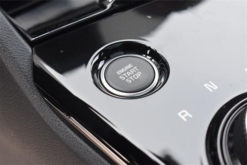 New 2025 Kia Sportage Plug-In Hybrid X-LineImage 26