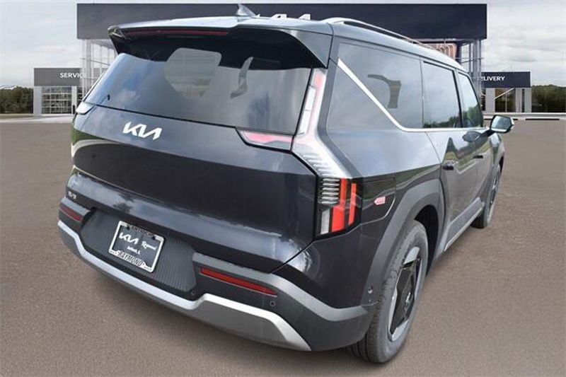 New 2026 Kia EV9 WindImage 3