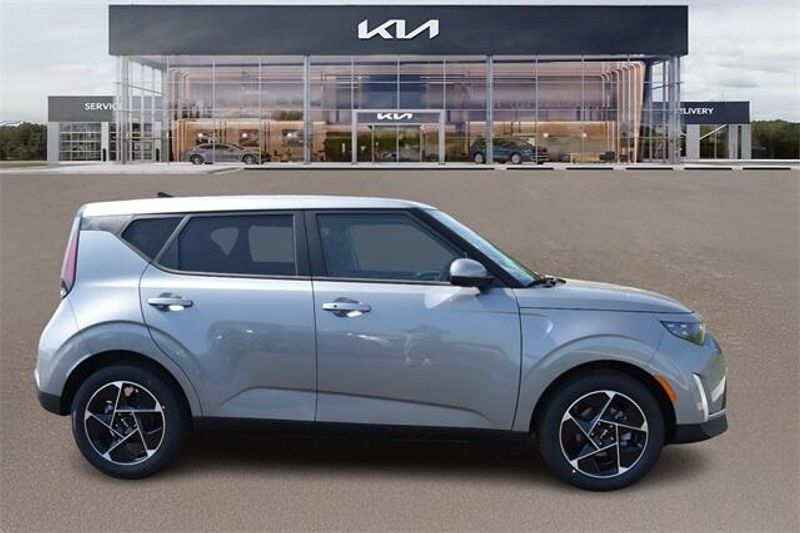 New 2025 Kia Soul EXImage 2