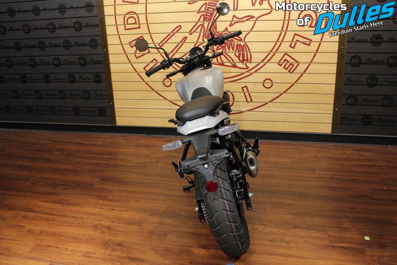 New 2026 Royal Enfield Guerrilla 450 Image 7